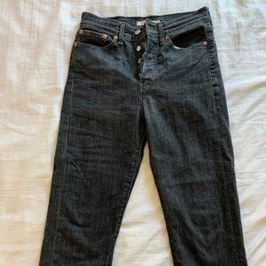 Levis Wedgie Straight Jean